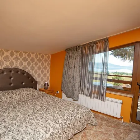 сладък живот וילה ציגוב צ'ארק